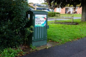 Broadband should be made more accessible to people on benefits by encouraging them to use discounted deals designed for them, experts say.