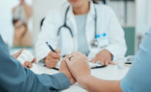 Workers undergoing IVF treatment should be legally entitled to paid fertility leave and flexible working arrangements, the GMB union has declared at its annual congress in Brighton.