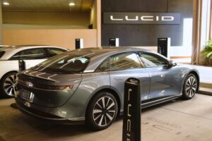 Uber has announced plans to roll out a fleet of 20,000 self-driving taxis after striking a landmark $300 million (£224 million) deal with electric vehicle maker Lucid Group, marking a major leap forward in its autonomous ride-hailing ambitions.