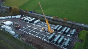 The government’s National Wealth Fund (NWF) has pledged up to £200 million to support new battery storage projects across Britain, as part of a £500 million investment package designed to strengthen the country’s clean energy infrastructure.