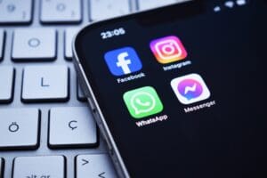 Meta has been quietly but steadily reshaping how its platforms operate, and artificial intelligence now sits at the heart of this transformation.