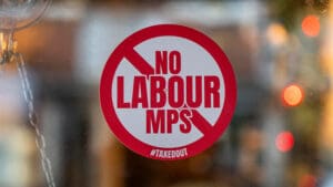 Hairdressers and barbers are joining pub landlords in banning Labour MPs as anger grows over business rates, national insurance rises and the impact of Rachel Reeves’ Budget on small firms.