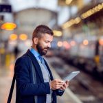 £10k in savings? Here’s how you could use dividend stocks to try and build a £455 monthly income